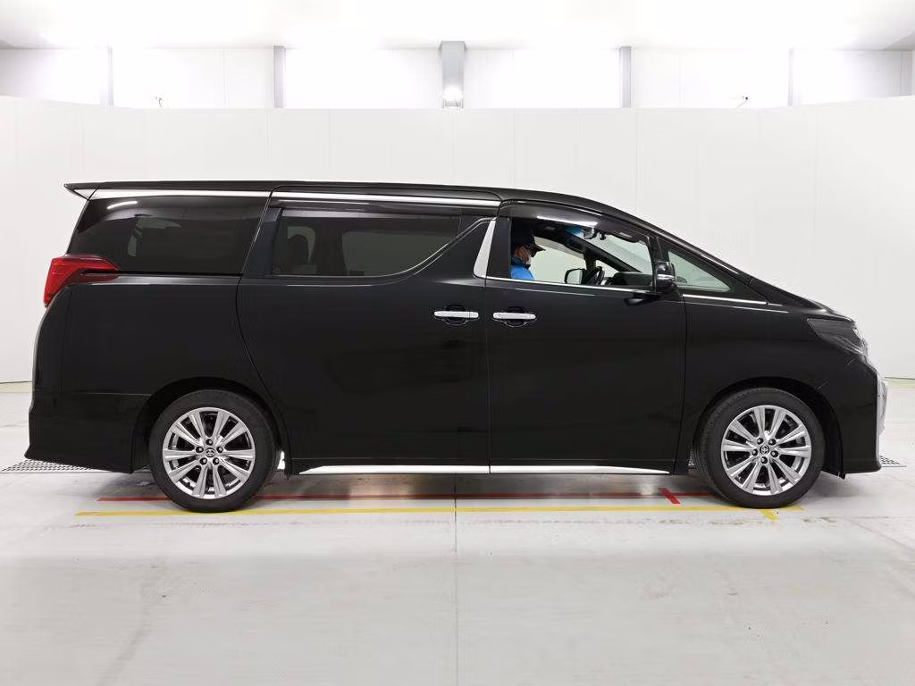 TOYOTA ALPHARD
