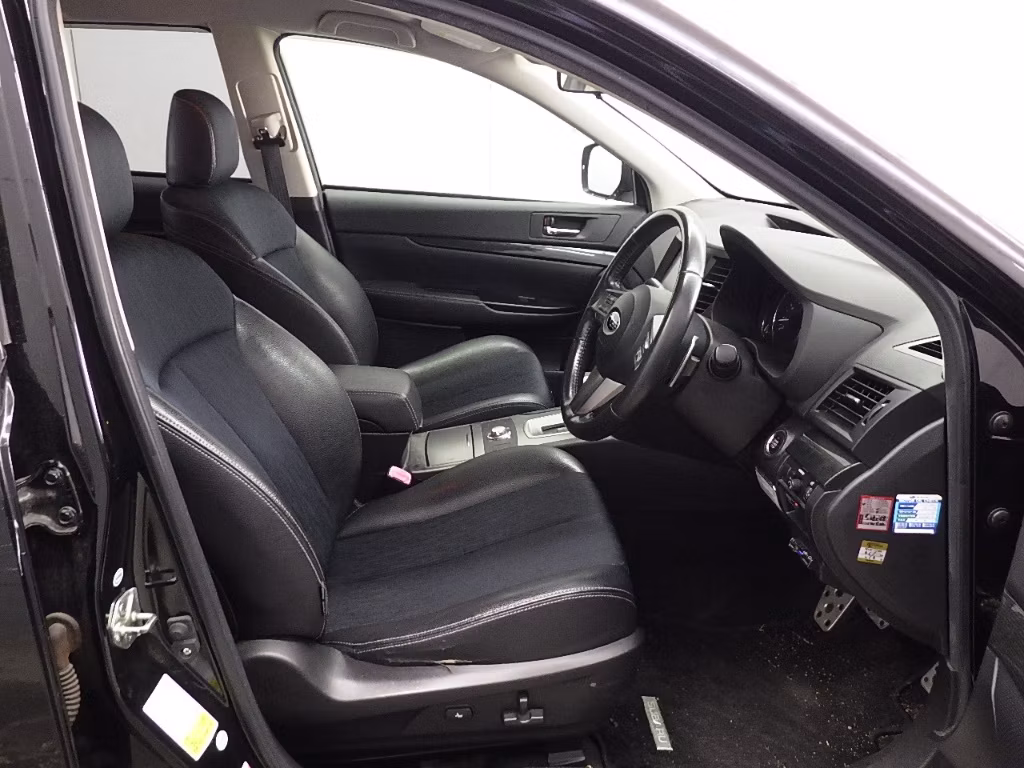 SUBARU OUTBACK