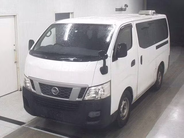 NISSAN NV350 CARAVAN