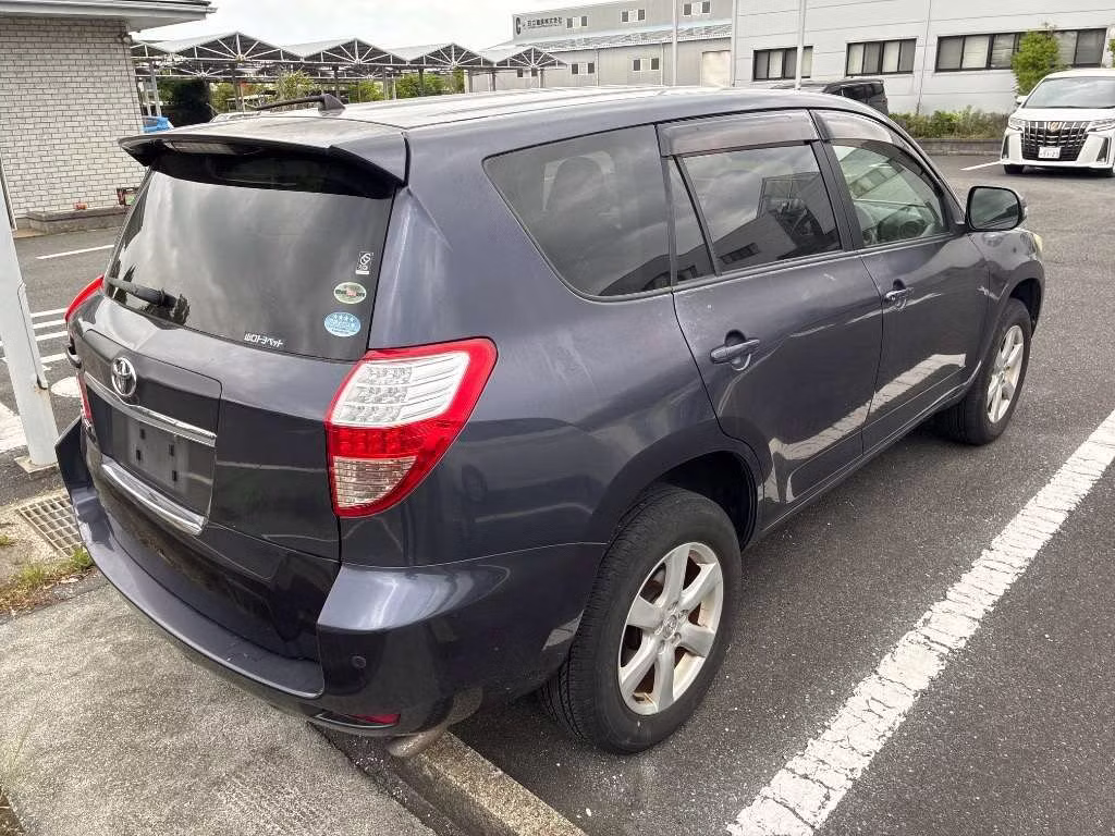 TOYOTA VANGUARD