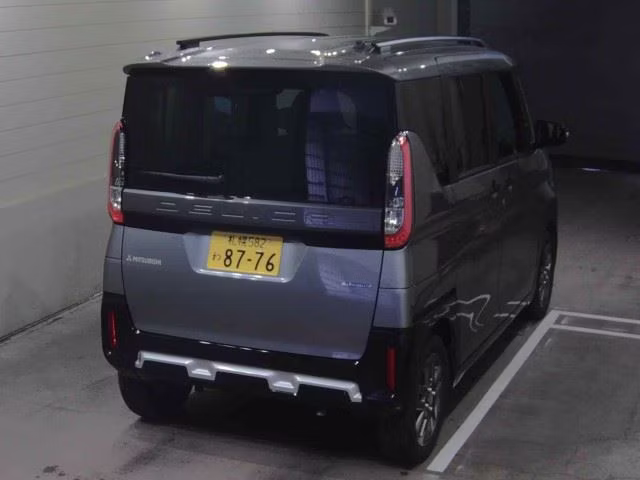 MITSUBISHI DELICA MINI