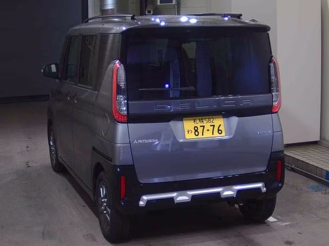 MITSUBISHI DELICA MINI