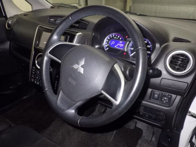 MITSUBISHI EK CUSTOM