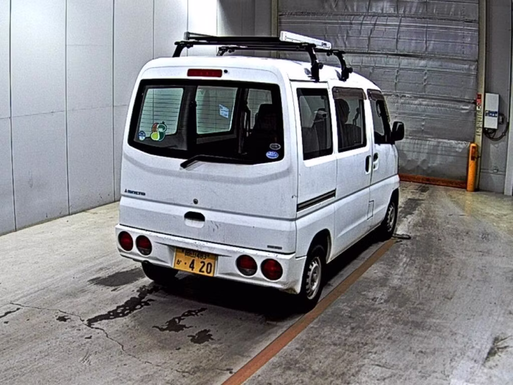 MITSUBISHI MINICAB