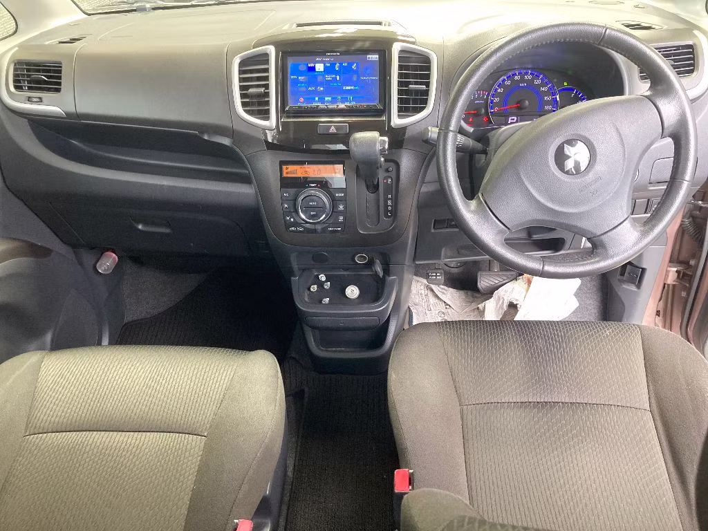 MITSUBISHI DELICA D:2