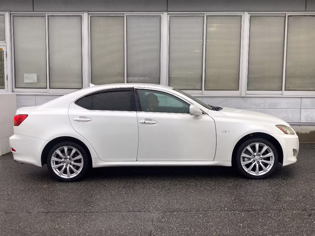 LEXUS IS250