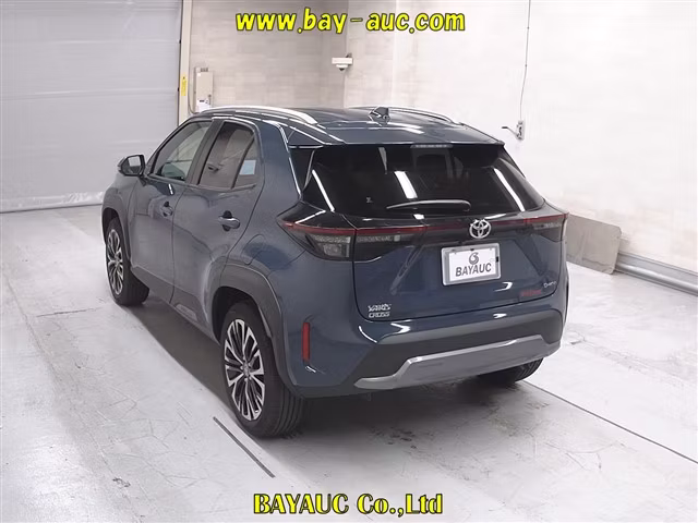 TOYOTA YARIS CROSS