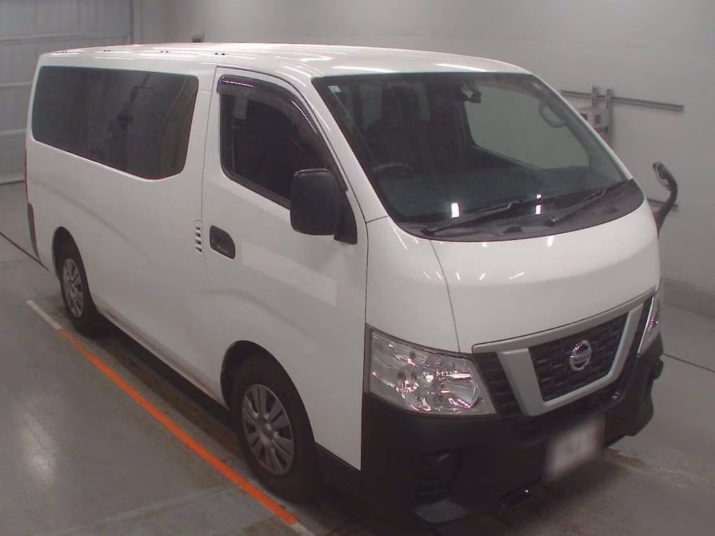 NISSAN NV350 CARAVAN