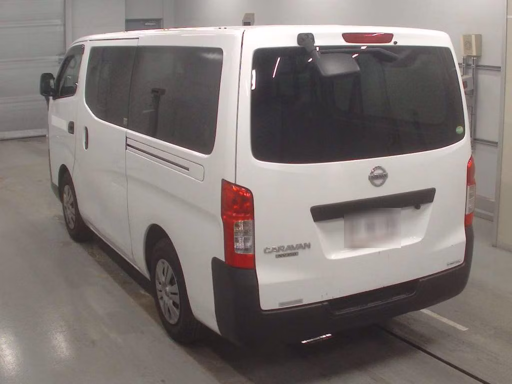 NISSAN NV350 CARAVAN