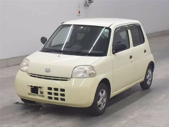 DAIHATSU ESSE