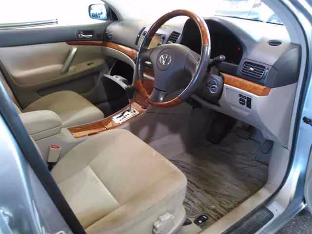 TOYOTA PREMIO