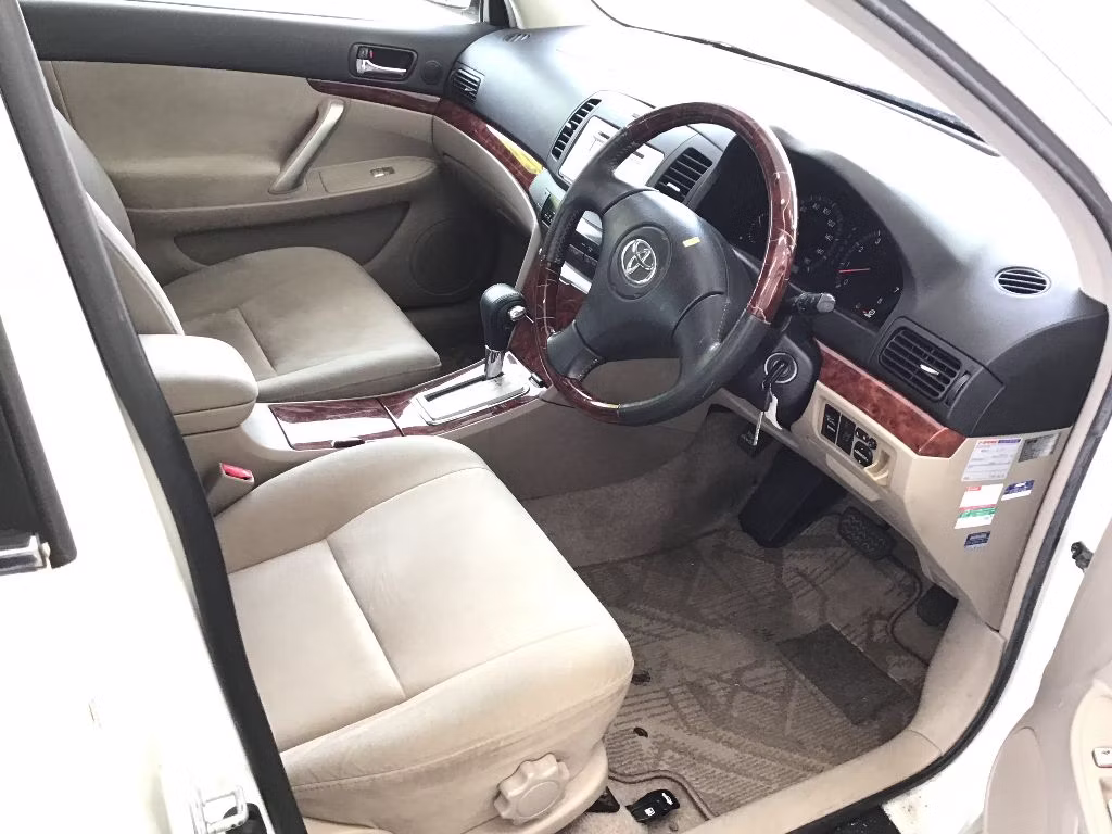 TOYOTA PREMIO