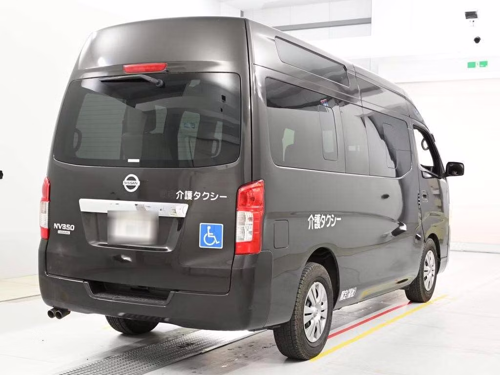 NISSAN NV350 CARAVAN