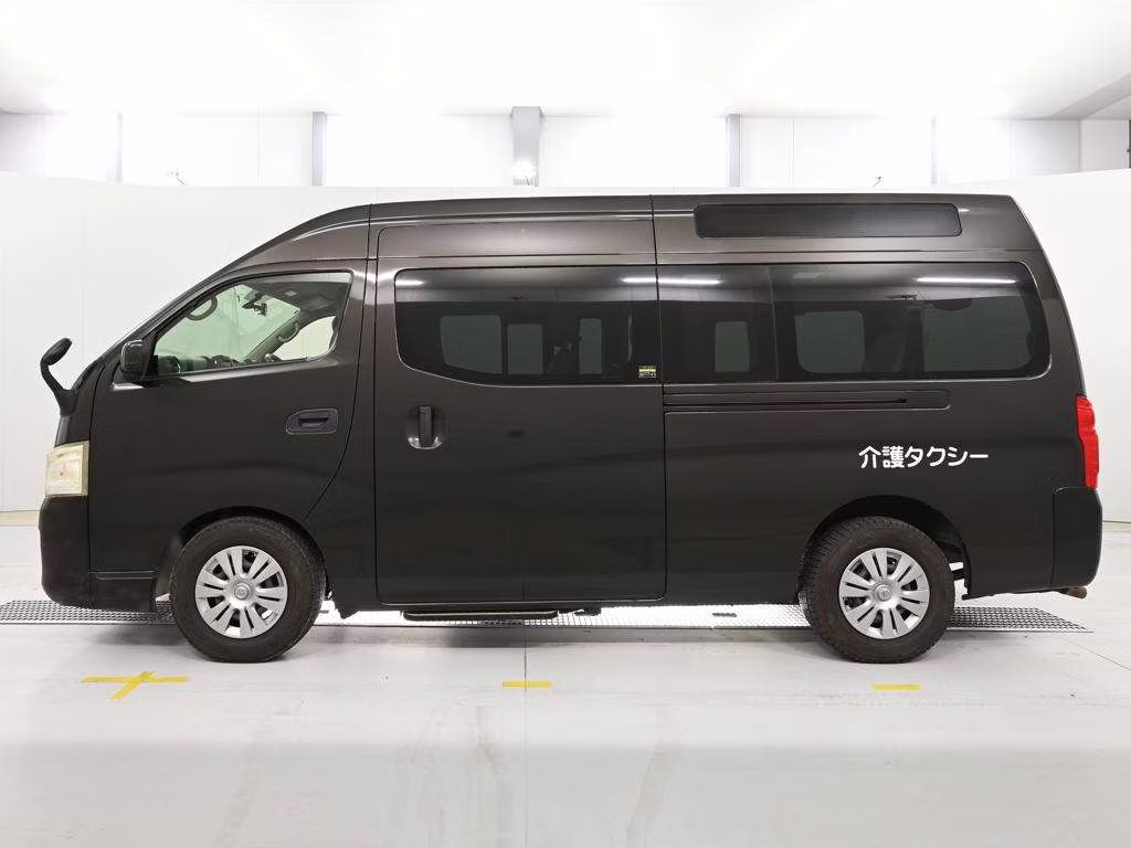 NISSAN NV350 CARAVAN