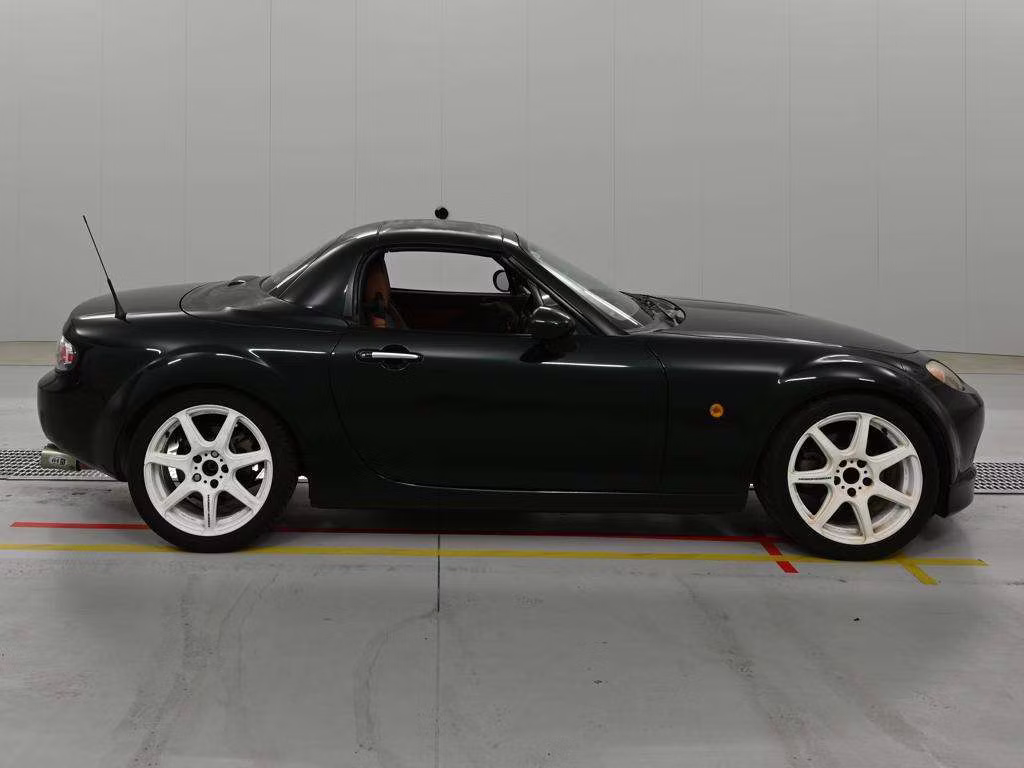 MAZDA ROADSTER