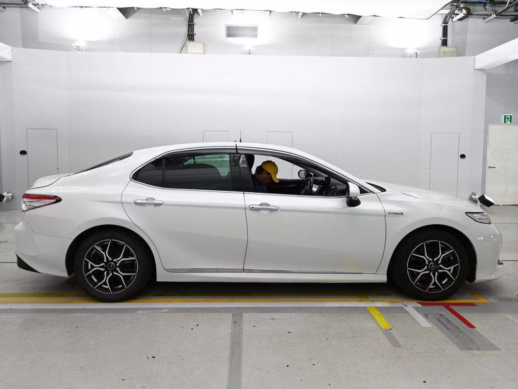 TOYOTA CAMRY