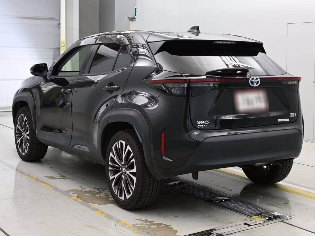 TOYOTA YARIS CROSS