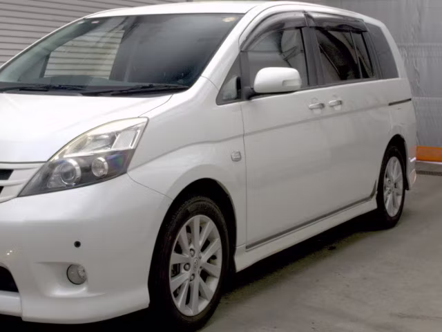 TOYOTA ISIS