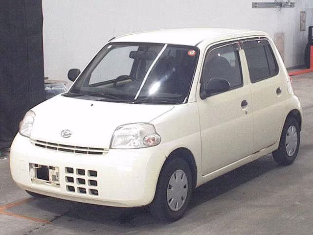 DAIHATSU ESSE