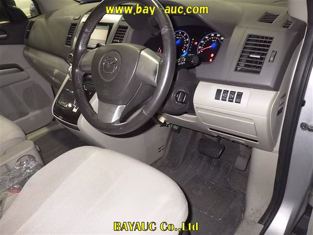 MAZDA MPV