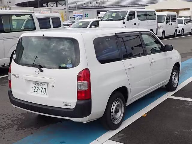 MAZDA FAMILIA