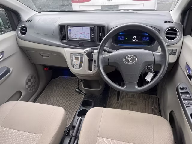 TOYOTA PIXIS EPOCH