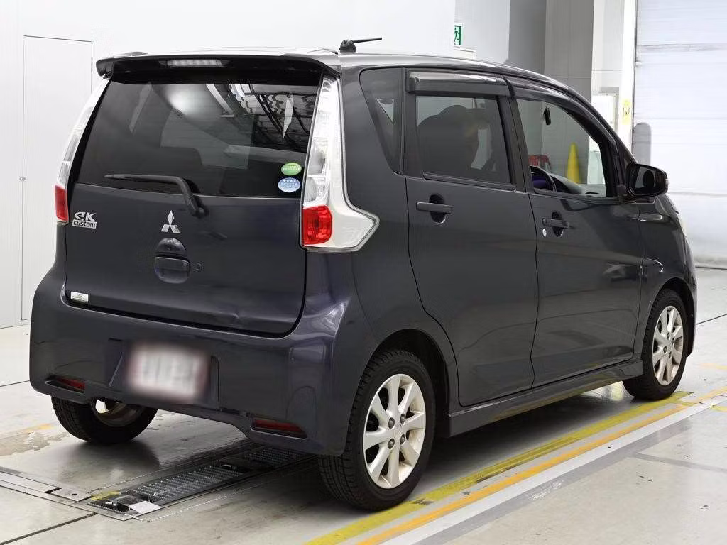 MITSUBISHI EK CUSTOM