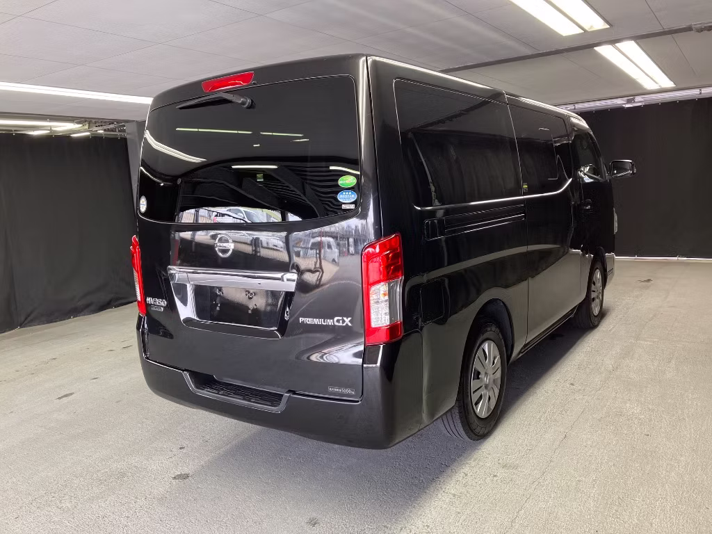 NISSAN NV350 CARAVAN