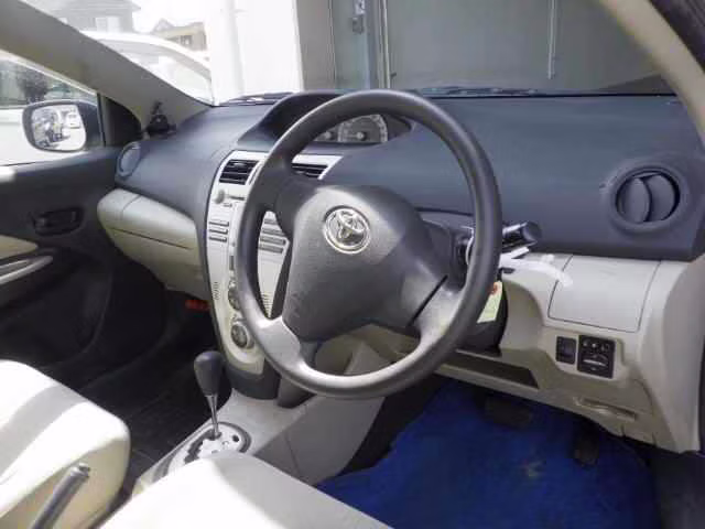 TOYOTA BELTA