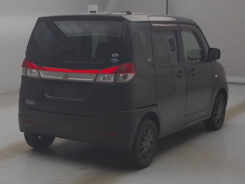 MITSUBISHI DELICA D:2
