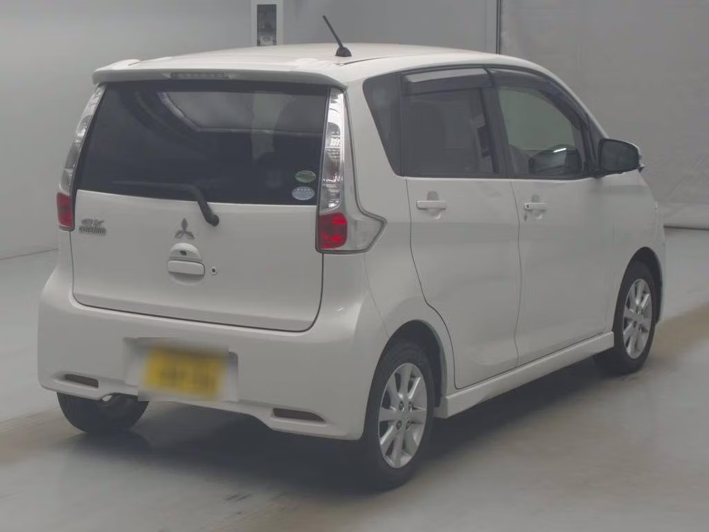 MITSUBISHI EK CUSTOM