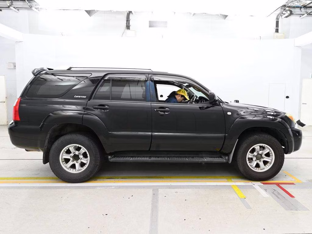 TOYOTA HILUX SURF