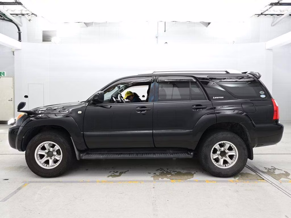 TOYOTA HILUX SURF