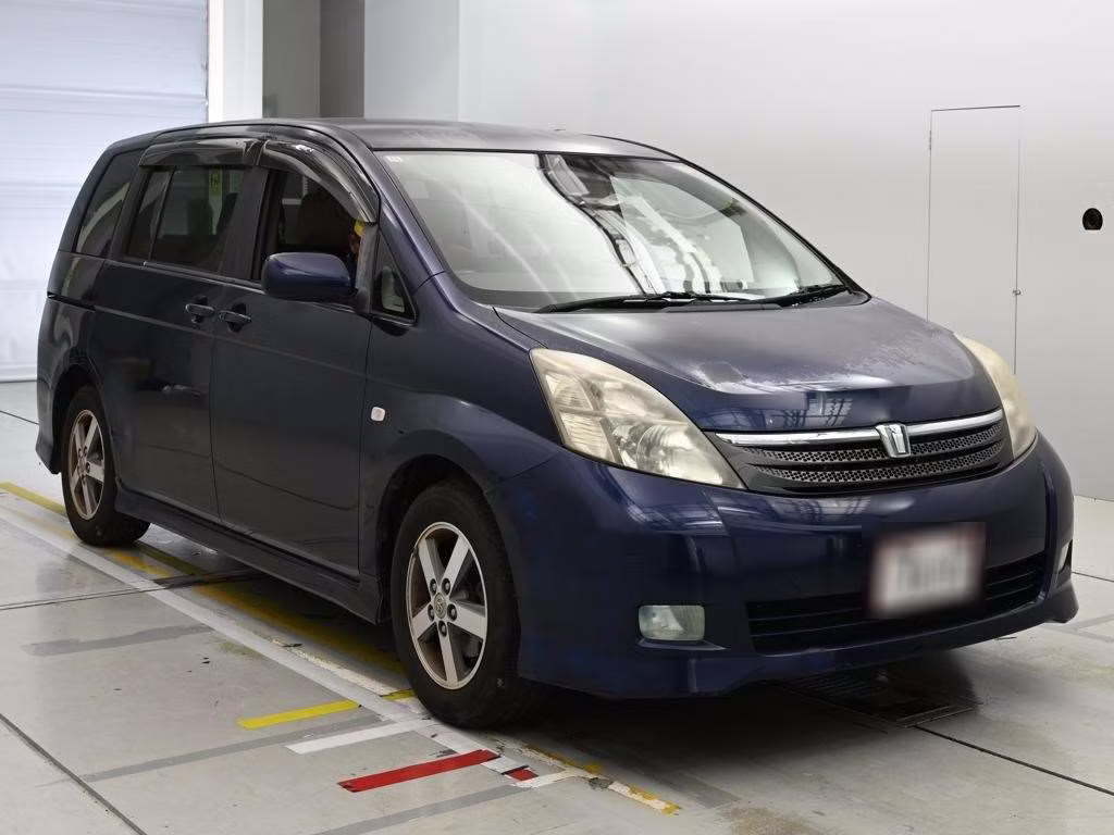 TOYOTA ISIS