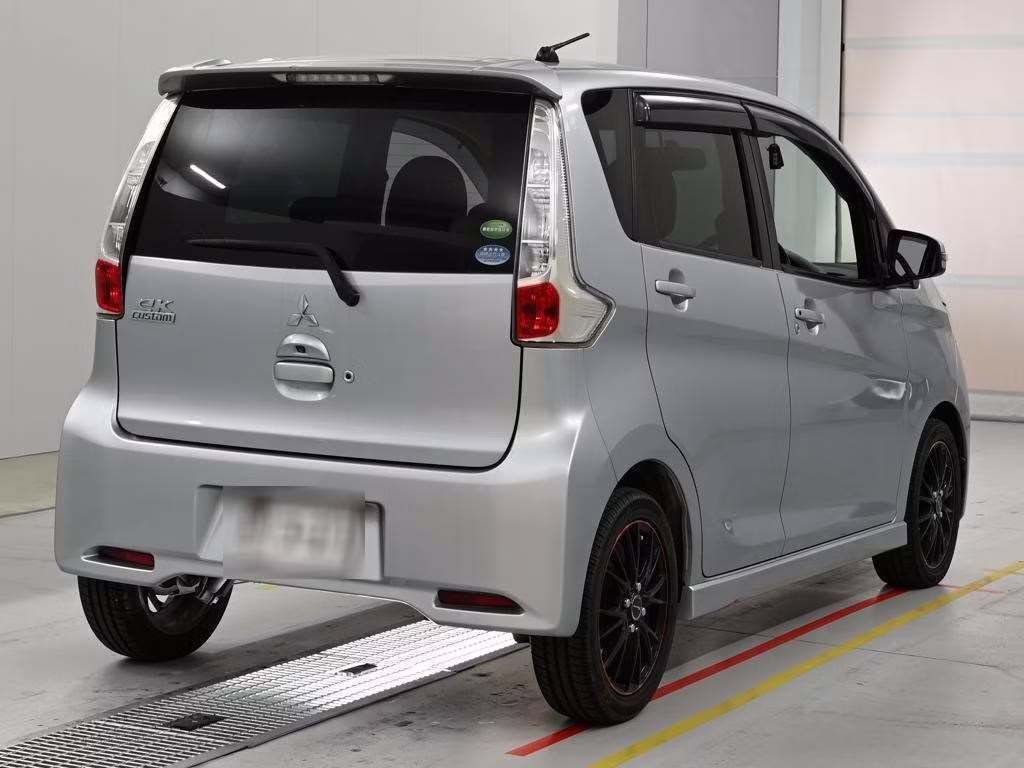 MITSUBISHI EK CUSTOM
