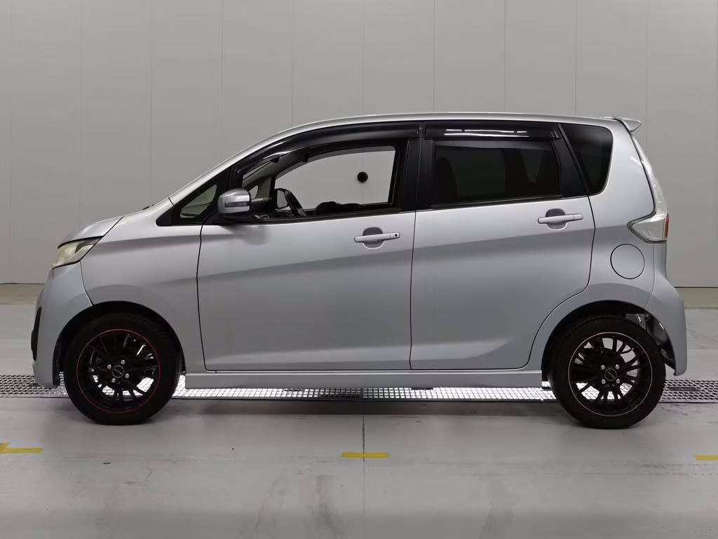 MITSUBISHI EK CUSTOM