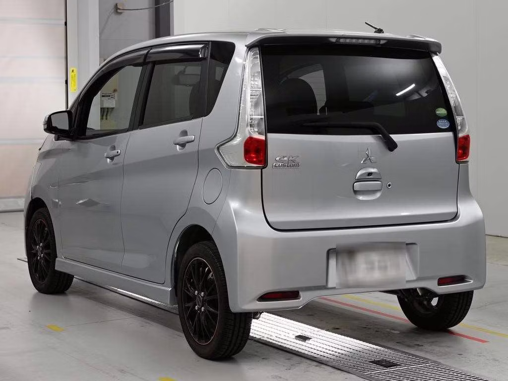 MITSUBISHI EK CUSTOM