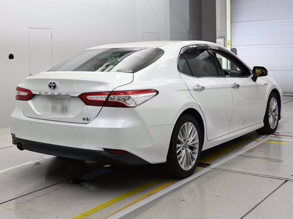 TOYOTA CAMRY