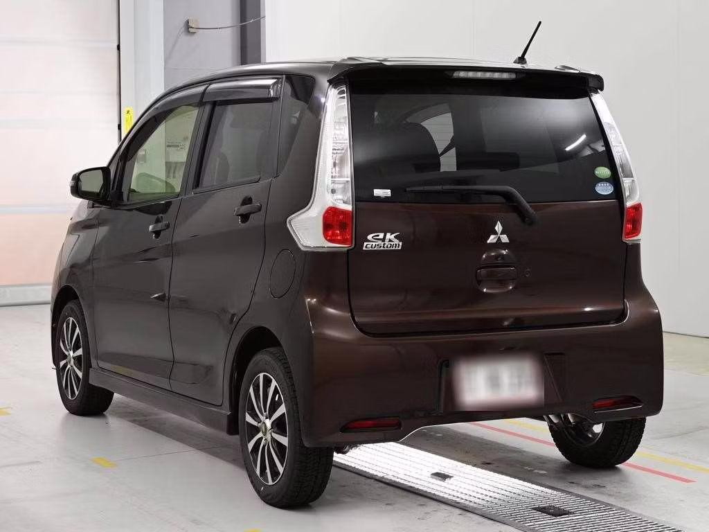 MITSUBISHI EK CUSTOM