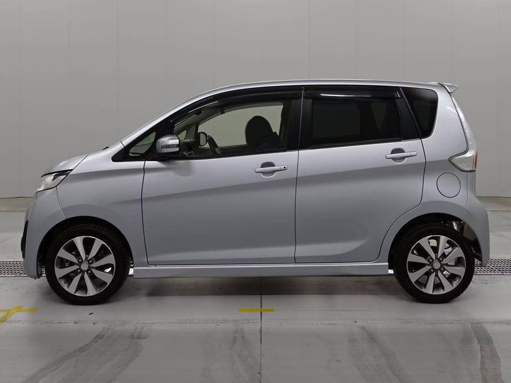 MITSUBISHI EK CUSTOM
