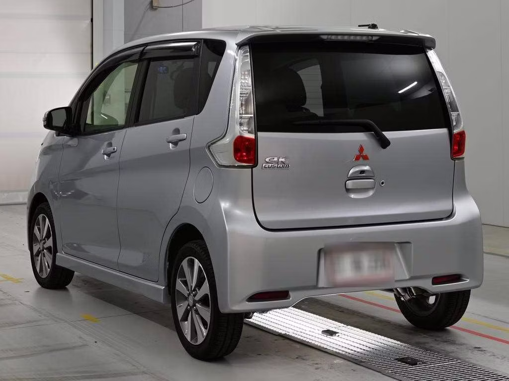 MITSUBISHI EK CUSTOM