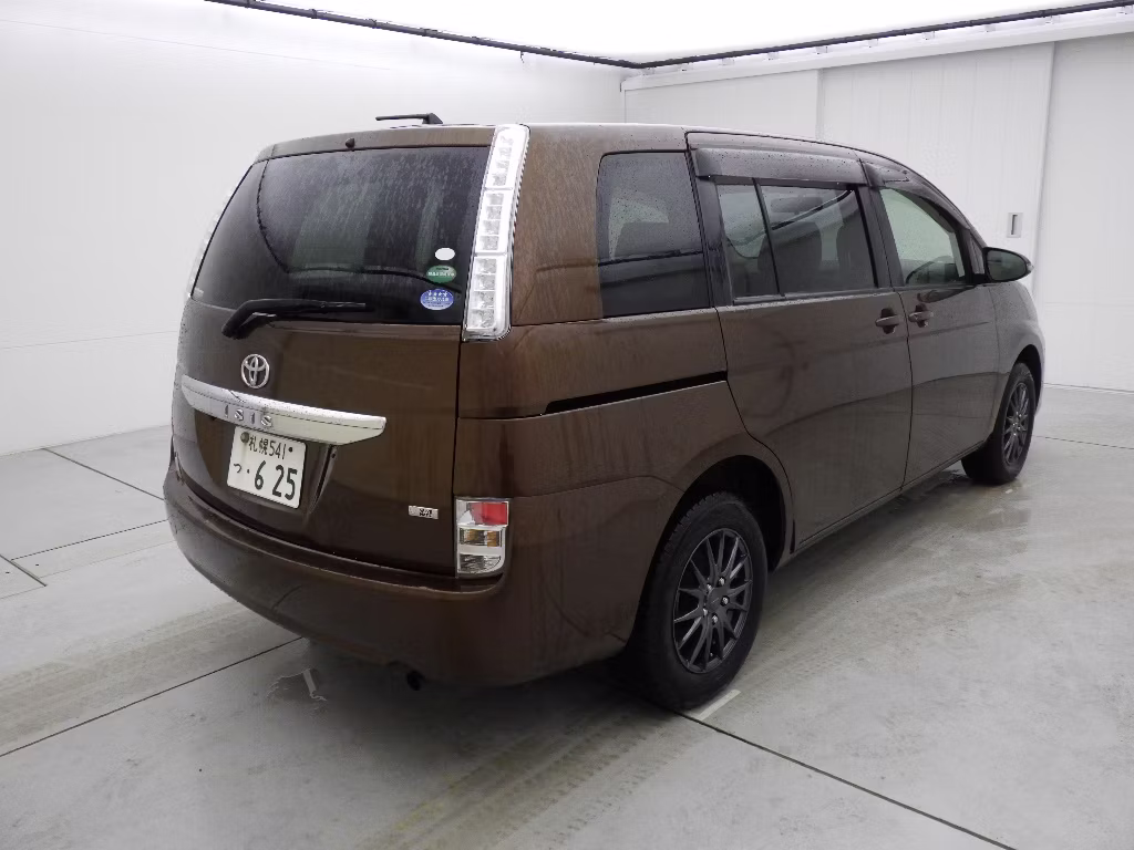TOYOTA ISIS