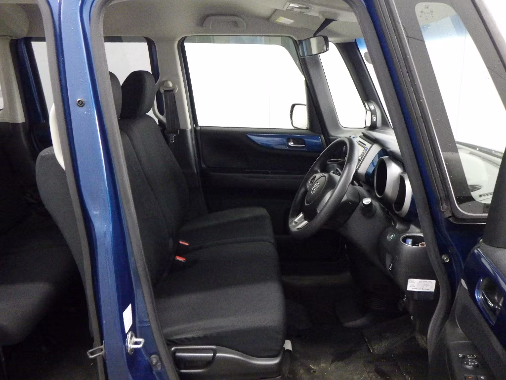 HONDA N-BOX+