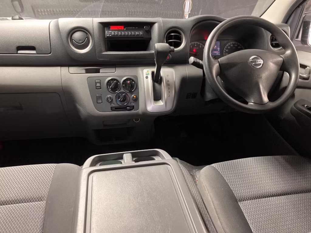 NISSAN NV350 CARAVAN