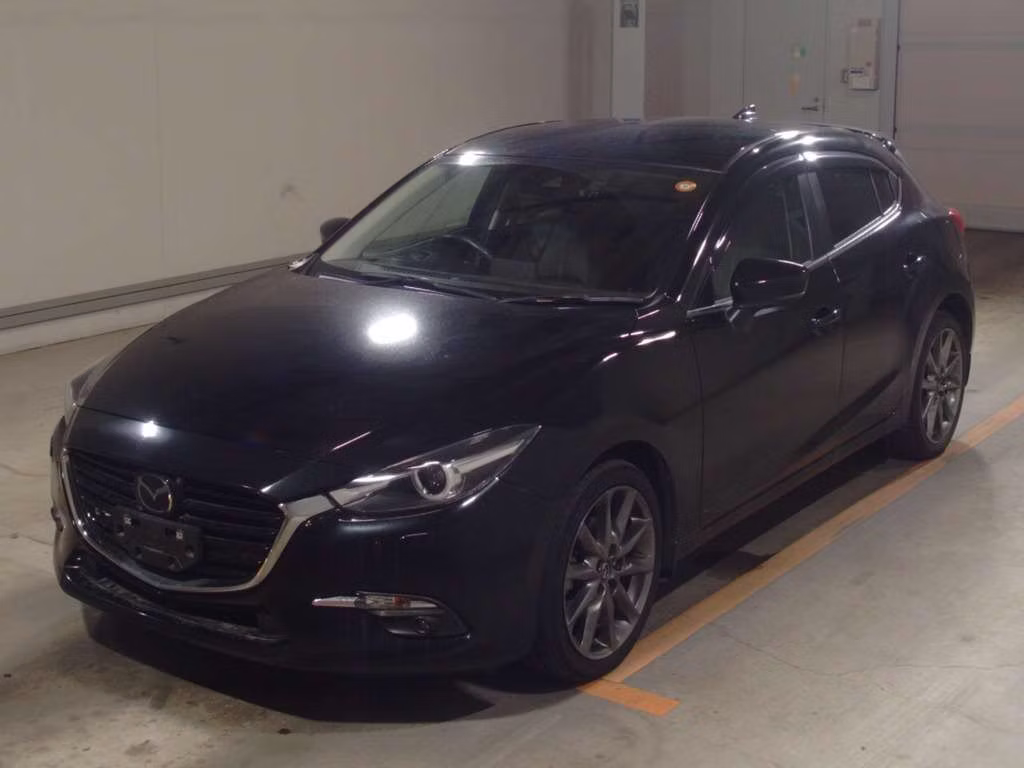 MAZDA AXELA