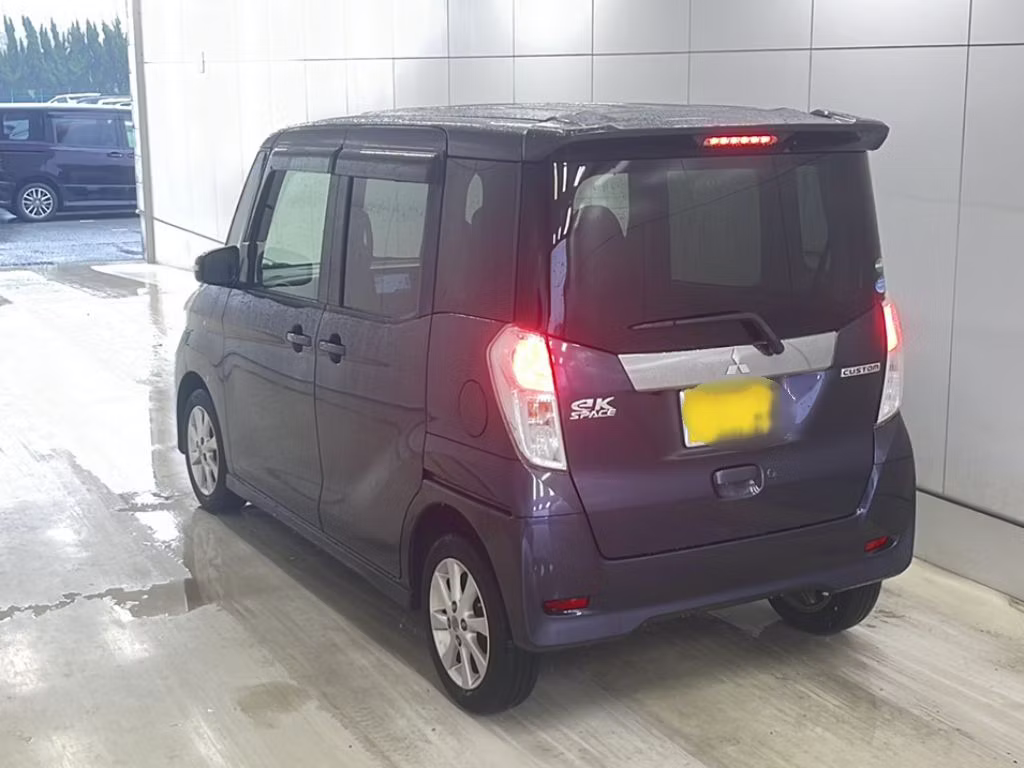 MITSUBISHI EK SPACE