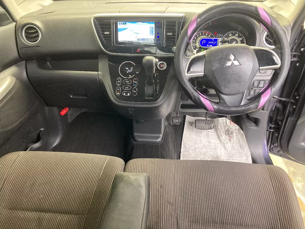 MITSUBISHI EK SPACE
