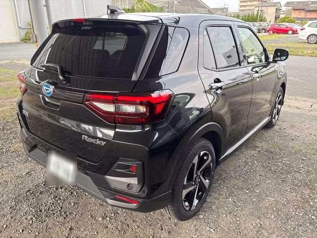 DAIHATSU ROCKY