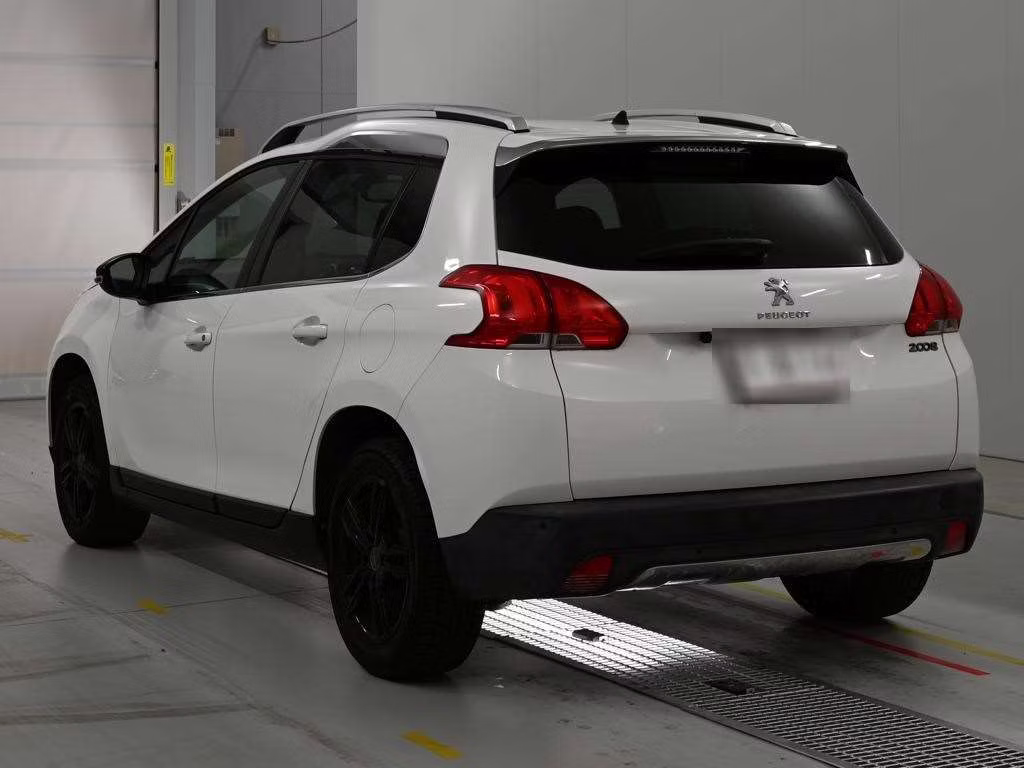 PEUGEOT 2008