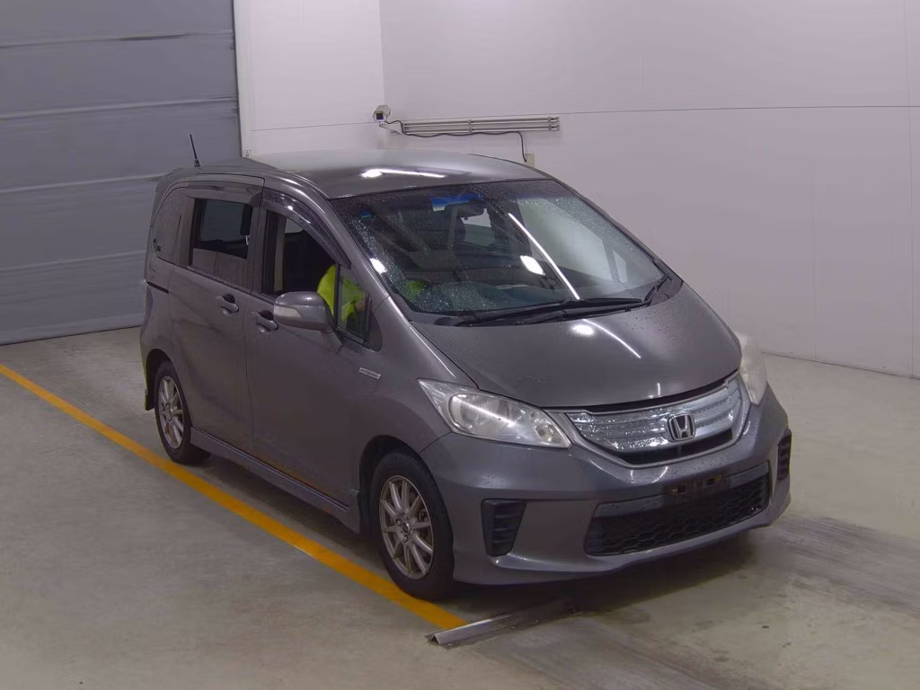 HONDA FREED